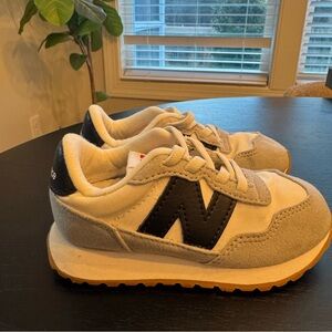 Toddler New Balance size 9